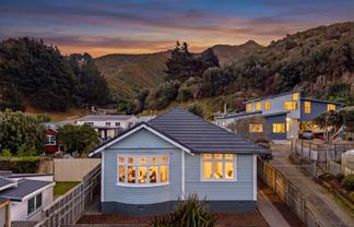 65 Happy Valley Road, Owhiro Bay