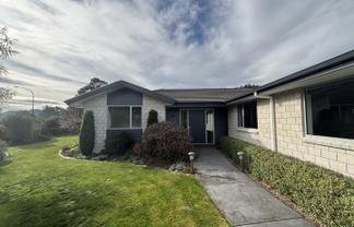 4 Turner Place, Wakefield
