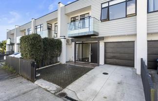 24 Moho Lane, Takanini
