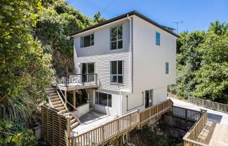 16B Cosy Dell Road, North Dunedin