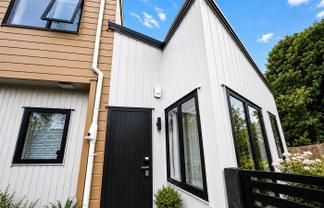 8/22 Kaikoura Street, Henderson