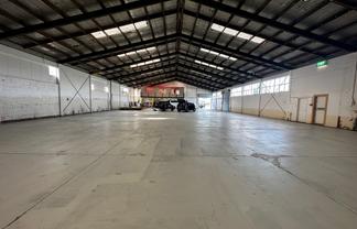 Rare Rongotai warehouse opportunity
