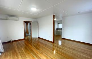 35 West End Avenue, Woodhill