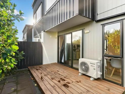 1/36 Kaipatiki Road, Glenfield