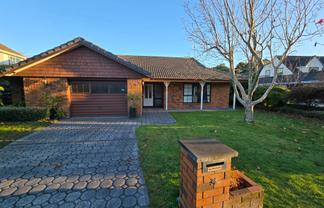 36 Awanui Drive, Waikanae