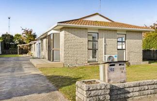 102 Miranda Street, Stratford