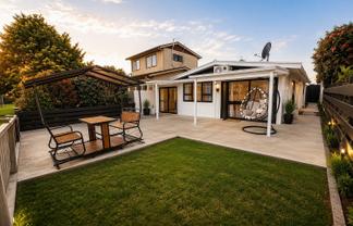 2/4 Ray Small Drive, Papakura