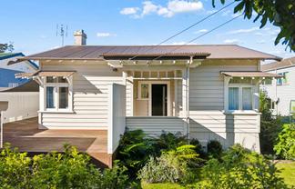 6 Lyon Avenue, Mount Albert