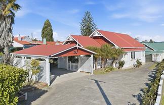 33 View Road, Henderson