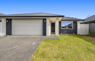 16 Raby Lane, Pyes Pa