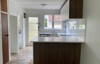 2/10 Coronation Road, Epsom