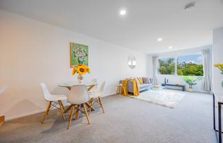 E8/30 Bute Road, Browns Bay