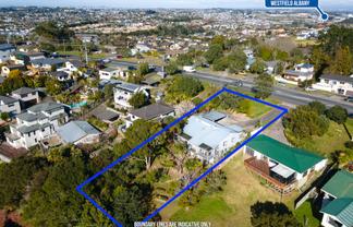 949 East Coast Road, Torbay