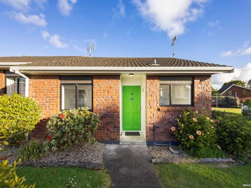8 Fantail Court, Orewa