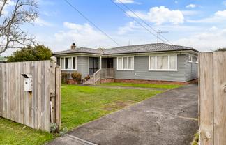 27 Rollerson Street, Papakura