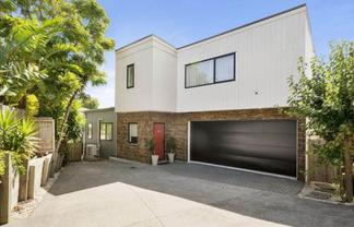 5B Hemsway Place, Sunnyhills