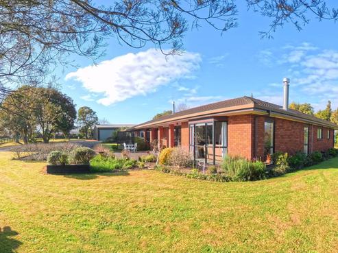 111 Pearson Road, Kingseat