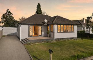 6 Sare Crescent, Fairfield