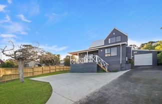 19 Atlantis Place, Totara Vale