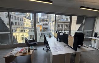 Character office in prime High Street location