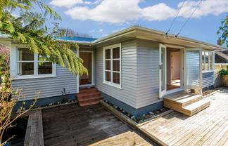 10 Anthony Street, Tawa