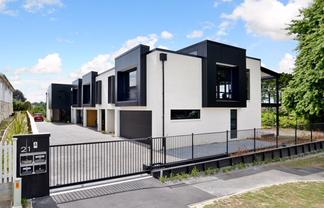 1/21 Manning Street , Hamilton Central