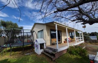 69 Second View Ave, Beachlands