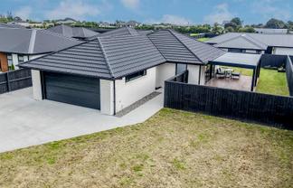 168 Coulson Road, Paroa