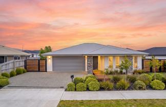 15 Fairmile Road, Richmond