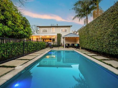 135 Saint Heliers Bay Road, Saint Heliers