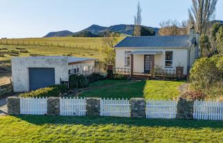 23 Garden Street, Lumsden
