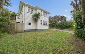36 Ruskin Road, Newlands