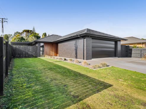 1 Rehua Place, Waiwhakaiho