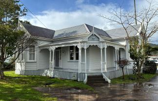 10 Mains Avenue, Kensington