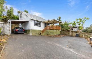 78B Vodanovich Road, Te Atatu South