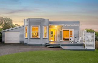 80 Verbena Road, Birkdale