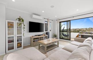 13 Kuhu Way, Millwater