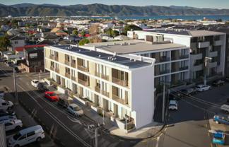 102A/2 Campbell Terrace, Petone