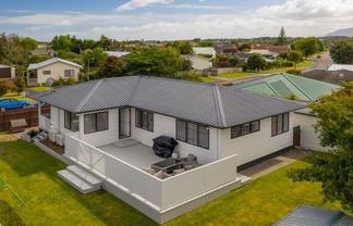26 Langdale Avenue, Paraparaumu