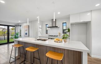 6 McArthur Close, Silverdale
