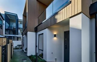 11/92 Cambridge Terrace, Waterloo