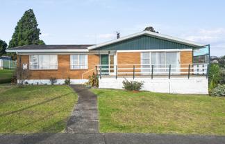 1 Emily Place, Bellevue