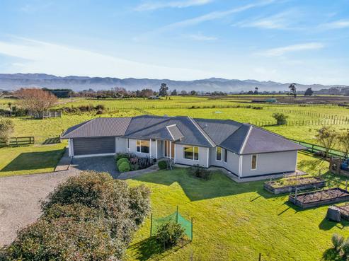 71 Waihakeke Road, Carterton