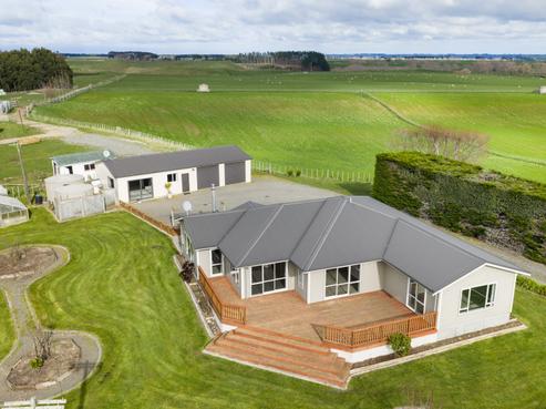 225 Makara Road, Halcombe