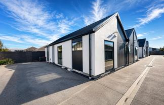 4/388 Hereford Street, Linwood
