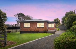 2633 Awhitu Road, Awhitu