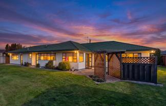 5 Oak View Place, Greytown