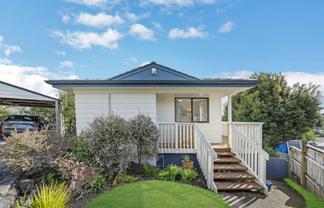 12 Squirrel Lane, Browns Bay