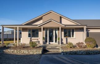 12 Chandler Crescent, Clyde