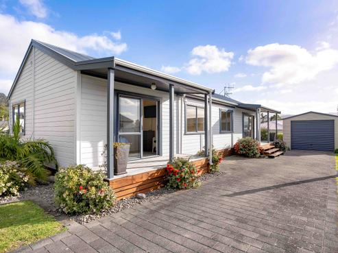 105 The Yardarm, Pauanui